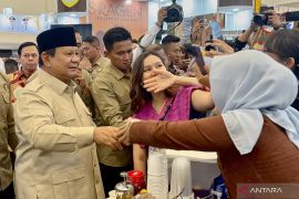 Prabowo puji Bupati Lahat menghemat sampai Rp462 miliar karena efisiensi