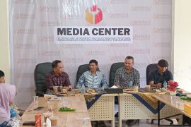 Bawaslu Padang Panjang serap saran dan masukan maksimalkan informasi publik