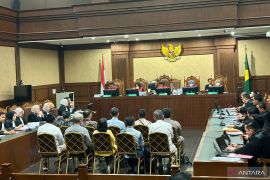 10 manajer investasi didakwa korupsi rugikan negara Rp7,87 triliun