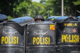 Tujuh aparat terlibat insiden rantis tabrak ojol masih diperiksa di Propam Polri