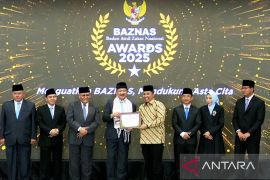 Walikota dan Baznas Padang Panjang raih Penghargaan di ajang Baznas Awards 2025