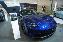 Intip mobil-mobil premium di BCA Expo 2025