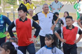 Pemkab Bengkayang komitmen wujudkan generasi emas lewat KLA