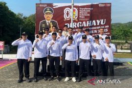 Kejari Balangan dan awak media senam bersama pada Pekan Olahraga Kejaksaan