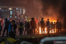 Aksi unjuk rasa di depan Mako Brimob Kwitang Page 3 Small