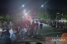 Gerak jalan 45 kilometer di Tanjungpinang digelar sejak Sabtu malam hingga Minggu pagi