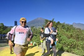 Rinjani Color Run III 2025 di Sembalun Lombok Page 2 Small