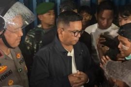 Gubernur Andra Soni janji tindak lanjuti aspirasi massa aksi di Serang