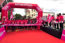 XLSMART meriahkan Aceh dengan Smartfren Fun Run 2025