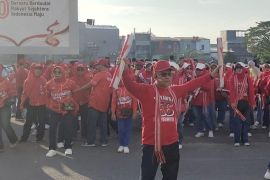 Reuni SMANSA ke-63, jalan santai dilepas Wagub Sultra