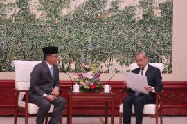 Menlu Sugiono serahkan surat dari Presiden Prabowo ke pemerintah China