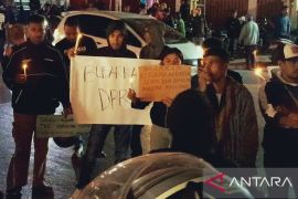 Tokoh agama mengimbau warga NTT tak terprovokasi unjuk rasa di daerah lain