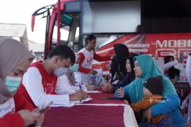 Ratusan warga Opas Babel antusias ikuti layanan kesehatan gratis