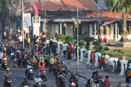 Pascakerusuhan di Surabaya