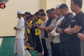 Aliansi ojol di Tanjung Selor gelar sholat goib untuk Affan Kurniawan