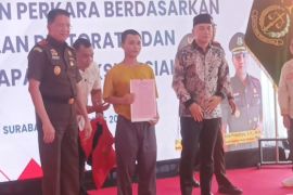 Tak masuk penjara, 11 pelaku pidana diserahkan ke Pemkot Surabaya