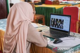 Kendari terapkan pembelajaran daring antisipasi demonstrasi Page 2 Small