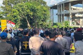 Bupati Lampung Selatan respons positif tuntutan peserta aksi unjuk rasa