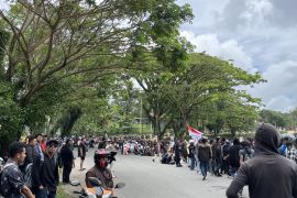 Dishub kerahkan 40 personel atasi macet akibat aksi demo di Ambon