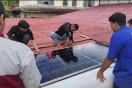 FT UNP optimalisasi sistem air bersih Masjid Nurul Wujud dengan pompa tenaga surya