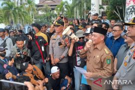 Gubernur Kalbar terima aspirasi demo mahasiswa