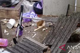 BPBD Bangka terjunkan personel bantu penanganan rumah tersambar petir