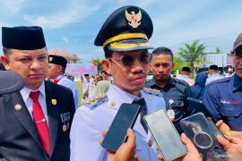 Pemkab Aceh Barat minta pada perusahaan hentikan sementara tambang emas di sungai