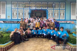 Tim Pengabdian UNP beri pelatihan sablon digital bertema Budaya Minangkabau bagi siswa SMAN 1 Padang Panjang