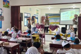 FK UNP latih Dokter Cilik SDN 02 Sariak cegah Zoonosis dan kesiapsiagaan bencana