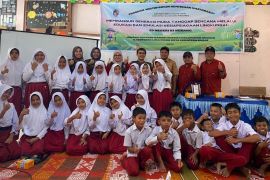 Dosen UNP latih generasi muda tanggap bencana di Nagari Kubang