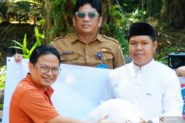 DKP Kalsel bantu Kabupaten Tabalong dengan sarpras "haruan"