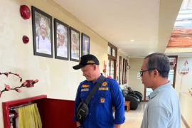 Damkar Denpasar pastikan alat pemadam di beberapa dinas layak fungsi