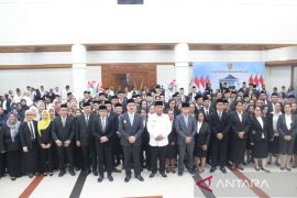 Pemprov Maluku lantik 242  eselon III dan IV perkuat tata kelola