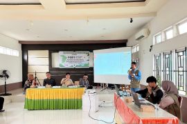 Mahasiswa UNG wujudkan TPS3R dan sanitasi