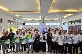 Pemkab Basel serahkan simbolis kepesertaan BPJS Ketenagakerjaan sebanyak 1.768 tenaga kerja