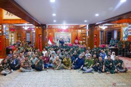 Menhan sebut media massa berperan perkuat persatuan bangsa