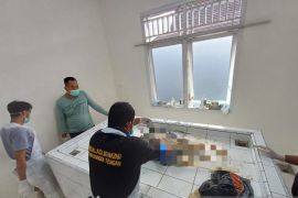 Polres Bangka Tengah pastikan identitas ABK korban kapal tenggelam