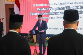 Wali Kota Eri berpesan ke sekda baru untuk selesaikan permasalahan kota