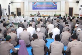 Kapolres Bengkayang Kalbar ajak personel untuk teladani akhlak Rasulullah