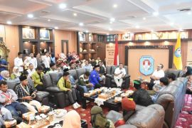 Bupati Kubu Raya dialog bersama sejumlah Badan Eksekutif Mahasiswa