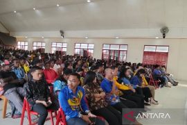 Uniba Papua mendorong peningkatan literasi digital dan kearifan lokal