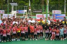 130 Atlet Muda Ramaikan Kejurnas Tenis Junior TDP Semen Padang 2025