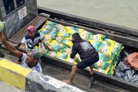 Bulog pastikan penjualan beras SPHP jangkau pulau-pulau kecil di Karimun
