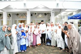 Pimpin Subuh Mubarokah Pemko Padang, Wako Fadly ingatkan kesiapsiagaan bencana dan smart surau