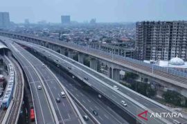 112.162 kendaraan tinggalkan Jakarta via MBZ libur Maulid Nabi SAW