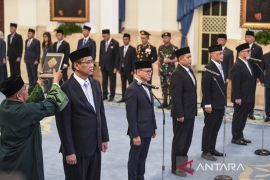 Presiden lantik menteri dan wakil menteri
