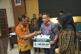 Pemkot Pekalongan:  Pembangunan gedung dampak demonstrasi gunakan APBN