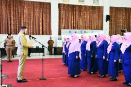 Wako Fadly Amran kukuhkan Pengurus GOW Kota Padang Periode 2025-2030