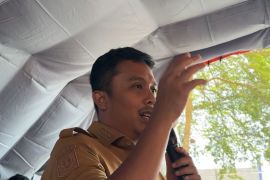 Vasko Ruseimy tinjau Pasar Payakumbuh pasca kebakaran