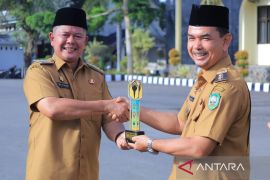 Capaian 100 hari kerja kepemimpinan Welly Suhery-Parulian Dalimunte